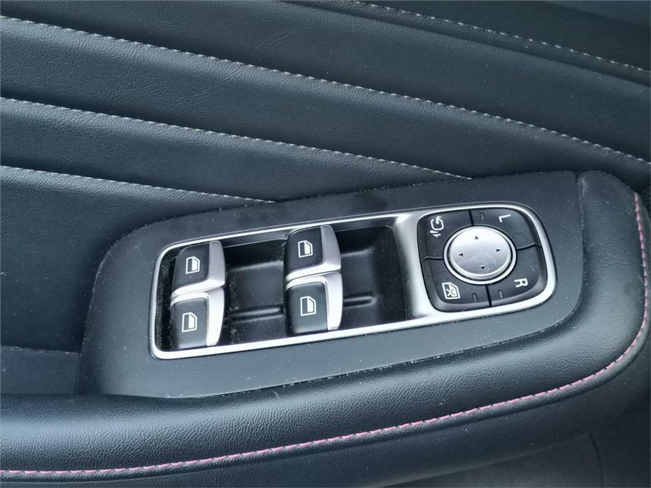 MG eHS 1.5T-GDI PHEV Luxury - Foto 2