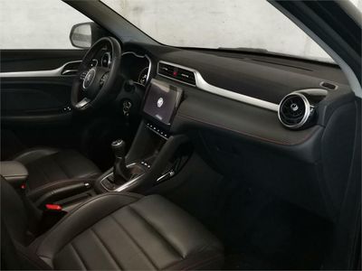 MG ZS 1.5 Luxury