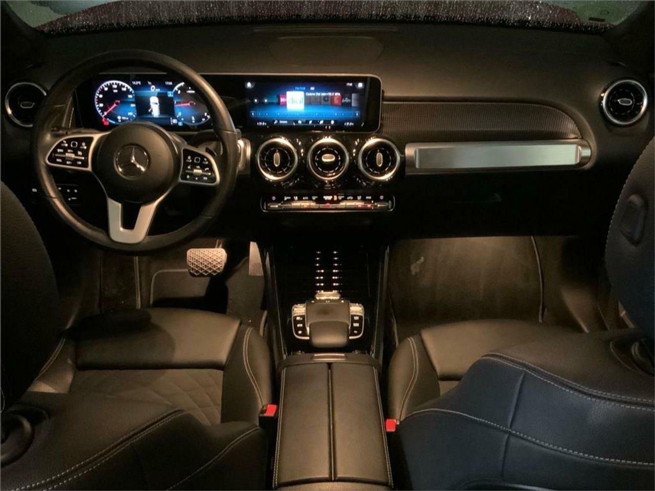 Mercedes Clase GLB 2.0 GLB 200 D DCT 110KW (150CV) - Foto 2