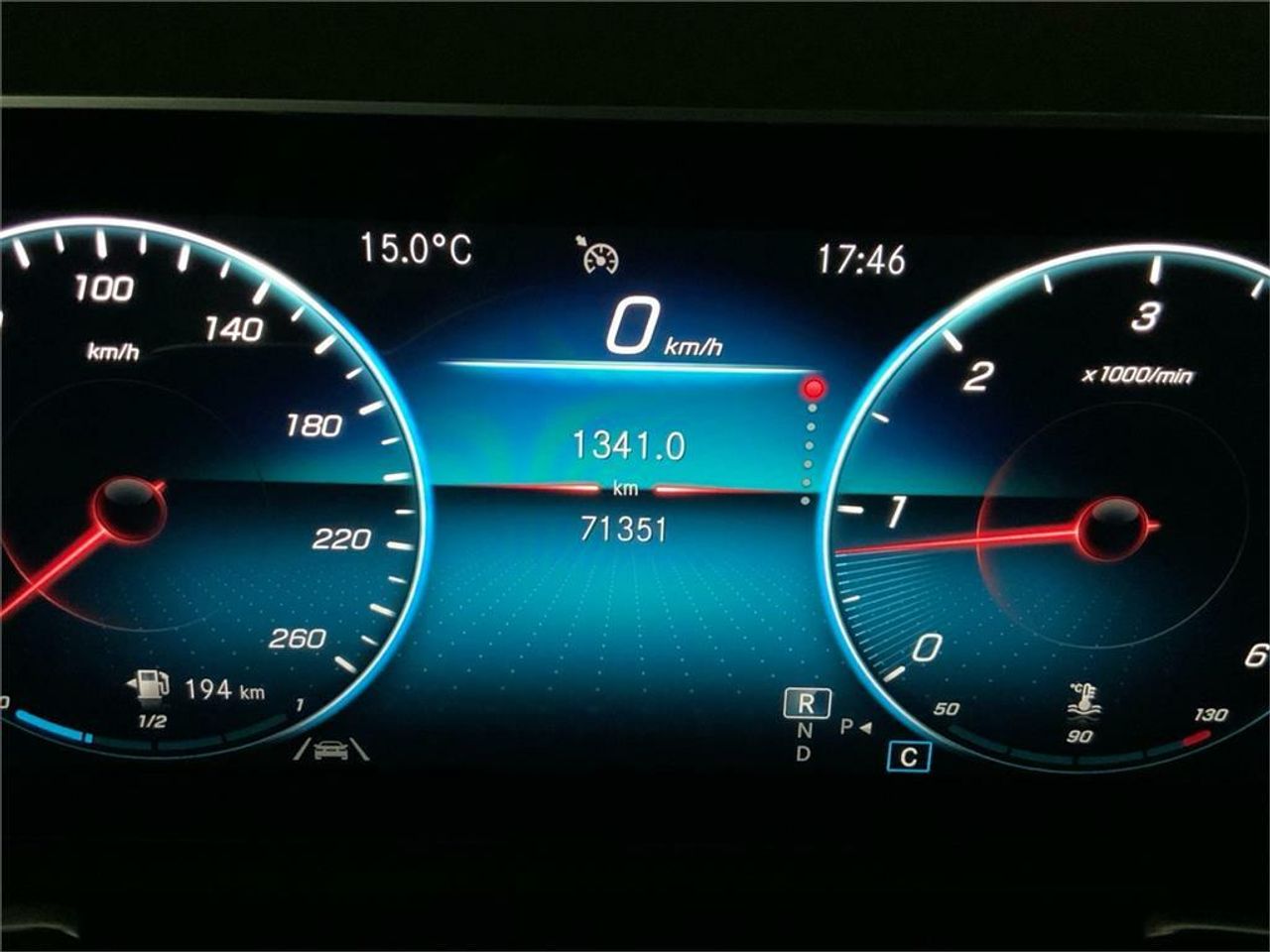 Mercedes Clase GLB 2.0 GLB 200 D DCT 110KW (150CV) - Foto 2