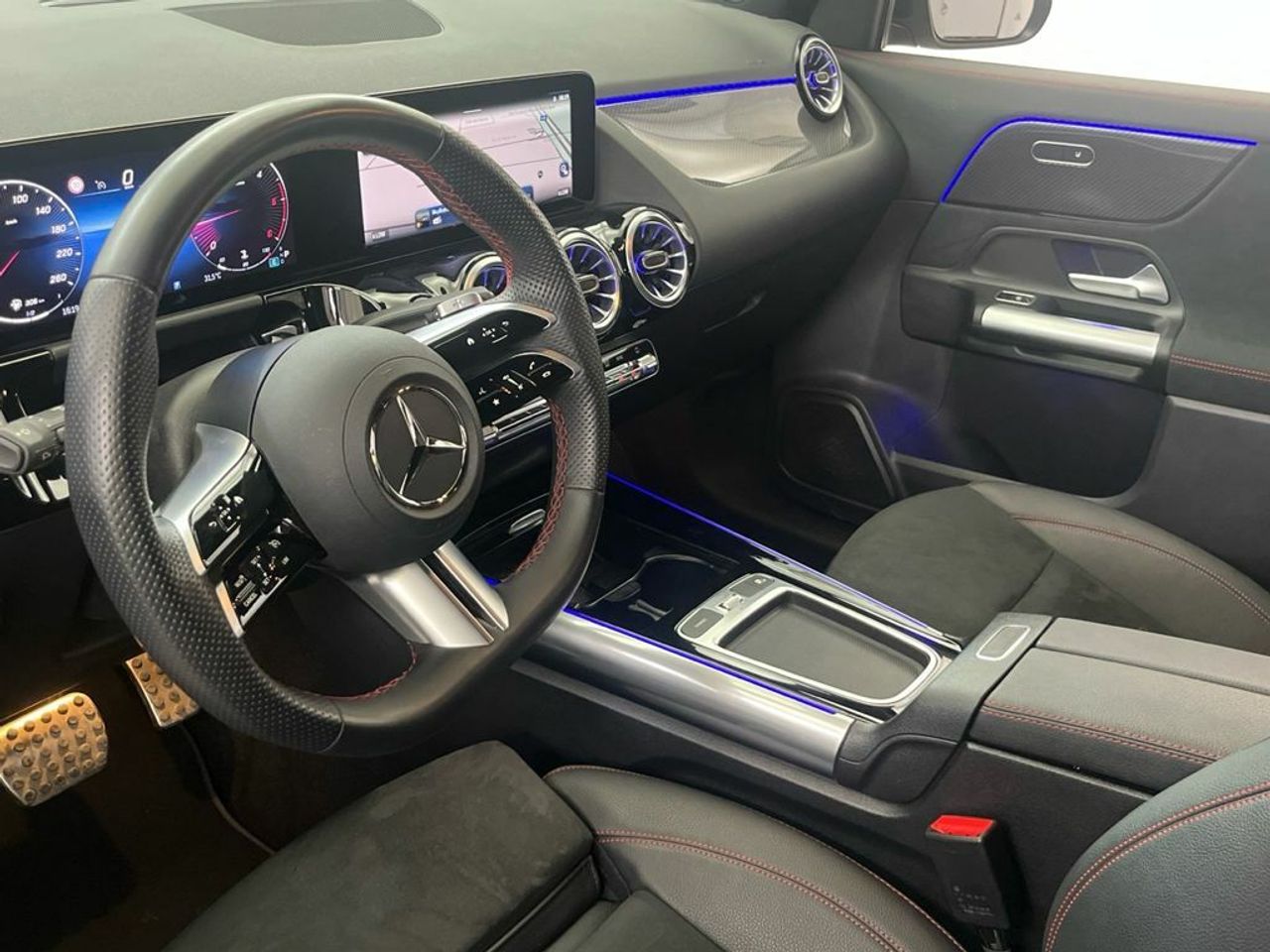 Mercedes GLA 200 d - Foto 2