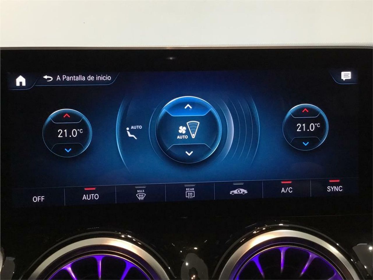 Mercedes Clase GLB 2.0 GLB 200 D DCT 110KW (150CV) - Foto 2