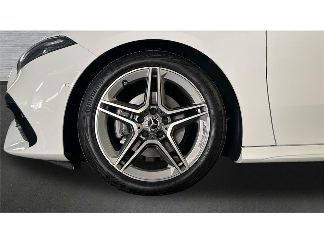 Mercedes Clase A 200 Berlina - Foto 2