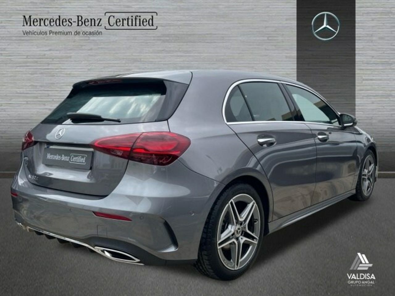 Mercedes Clase A 180 d Compacto - Foto 2