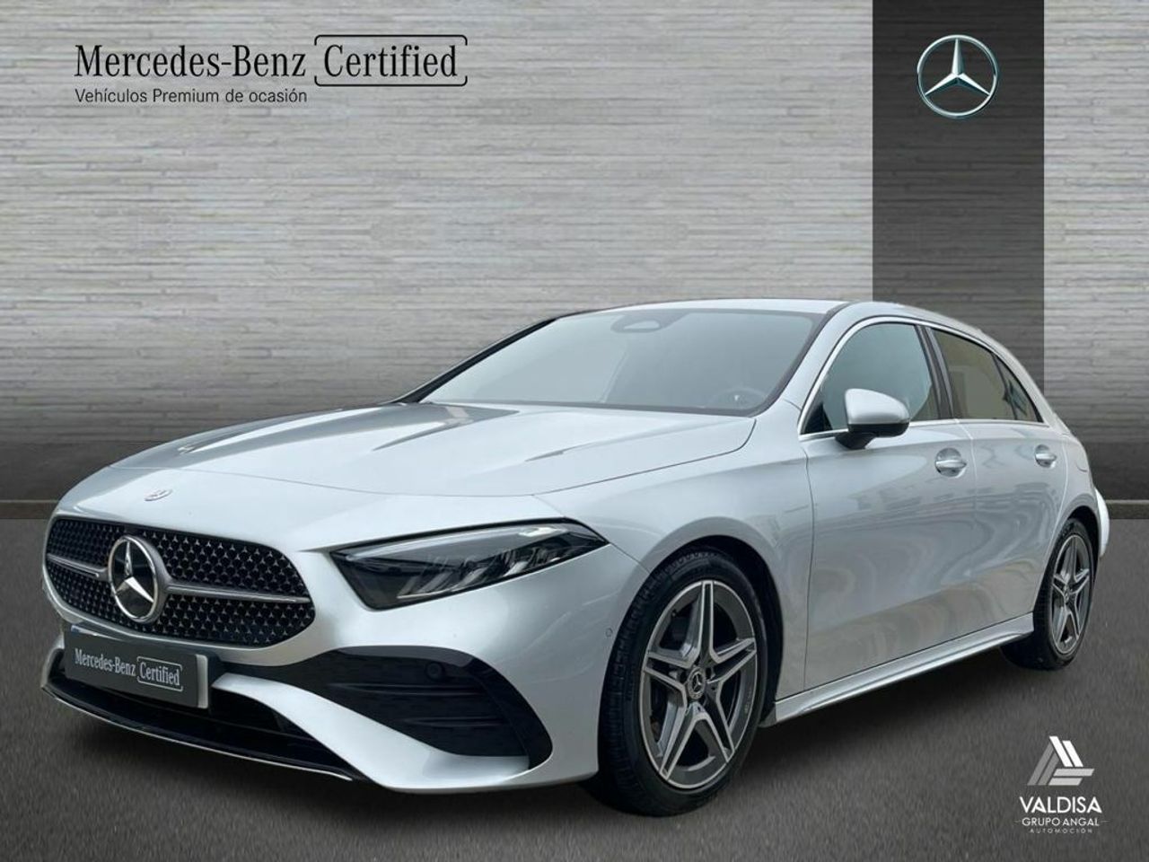 Mercedes Clase A 180 d Compacto - Foto 2