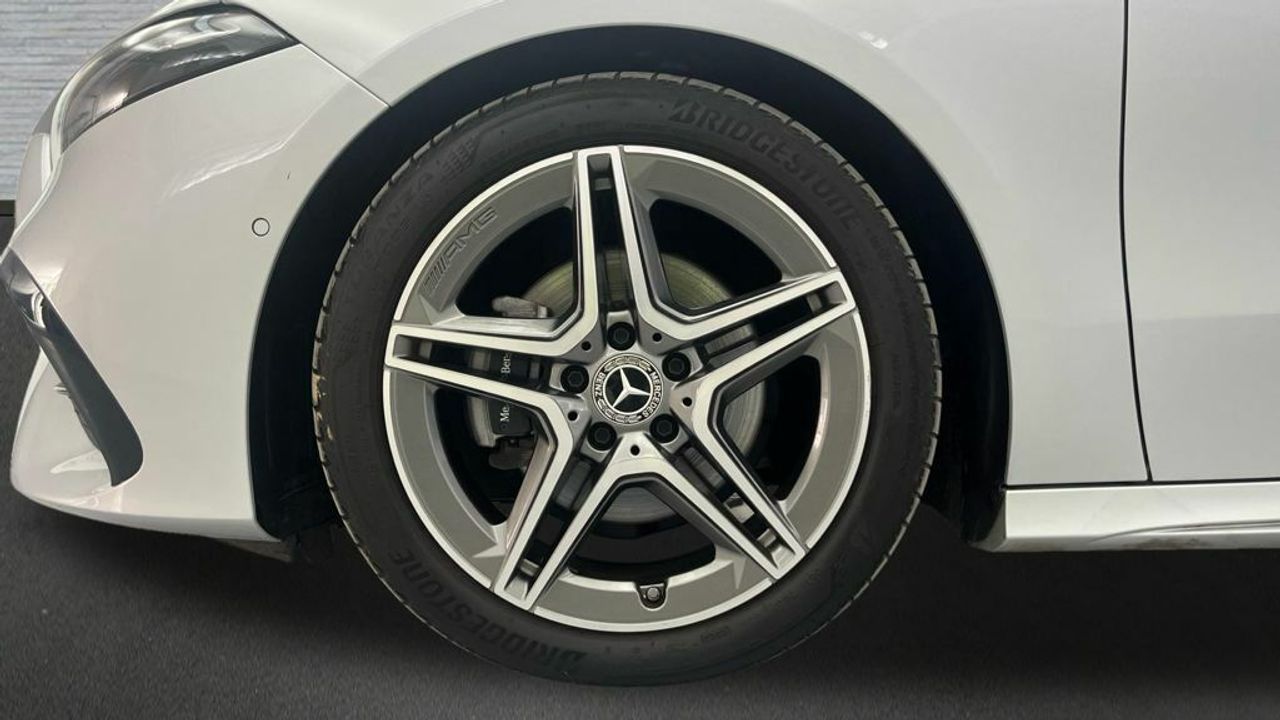 Mercedes Clase A 200 d Compacto - Foto 2
