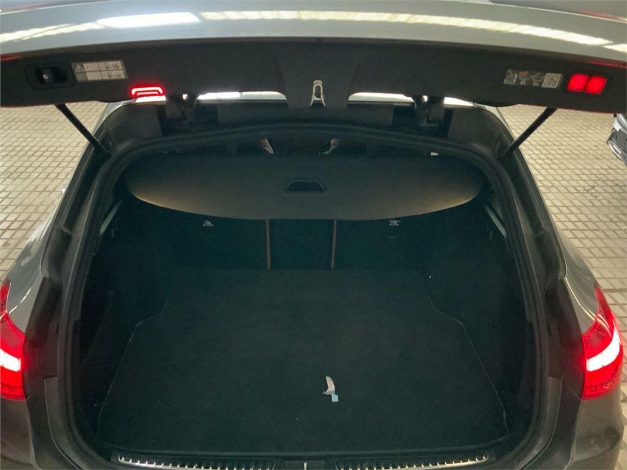 Mercedes Clase C 220 d 4MATIC All-Terrain Estate - Foto 2