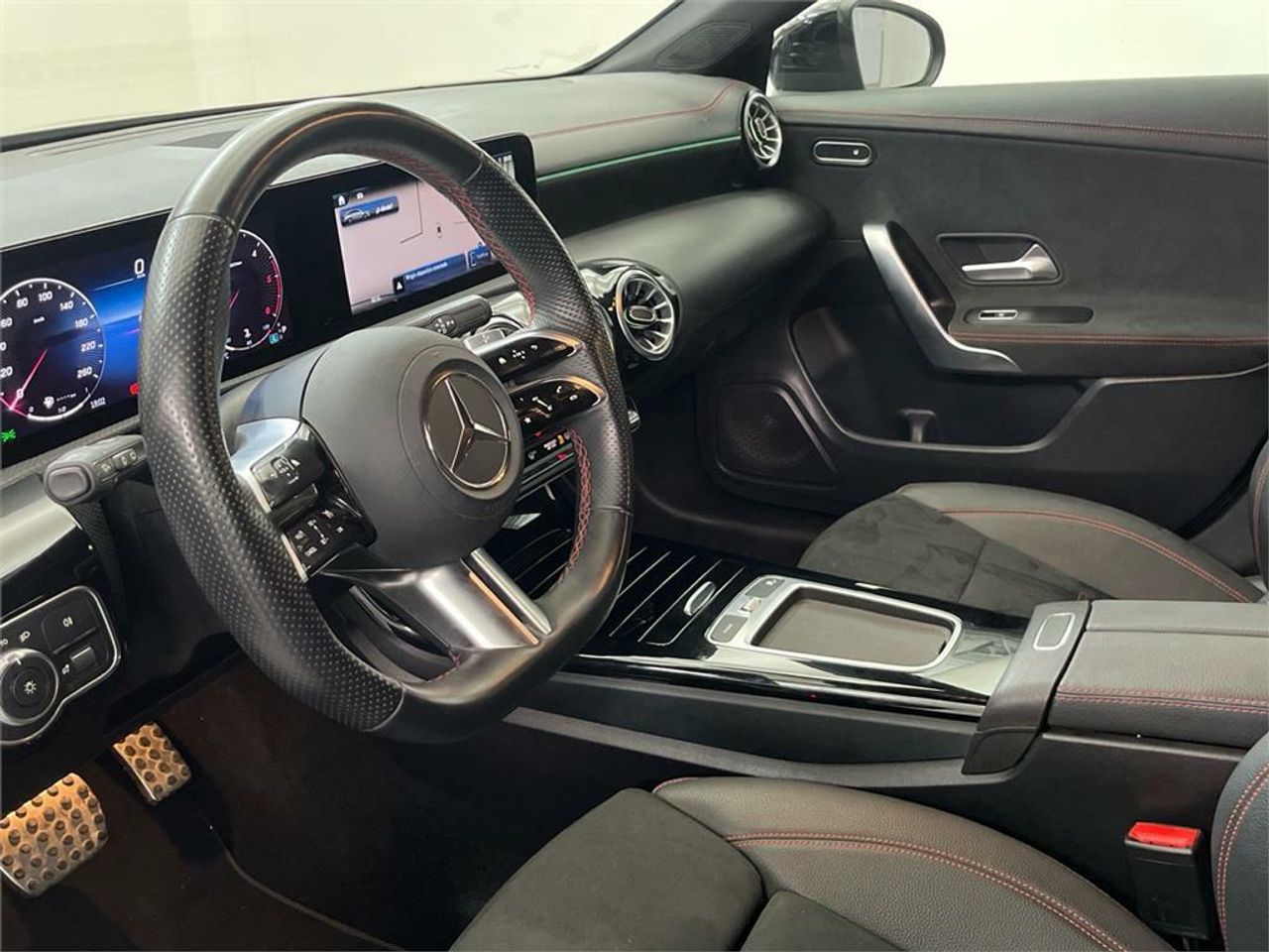 Mercedes CLA 200 d Shooting Brake - Foto 2
