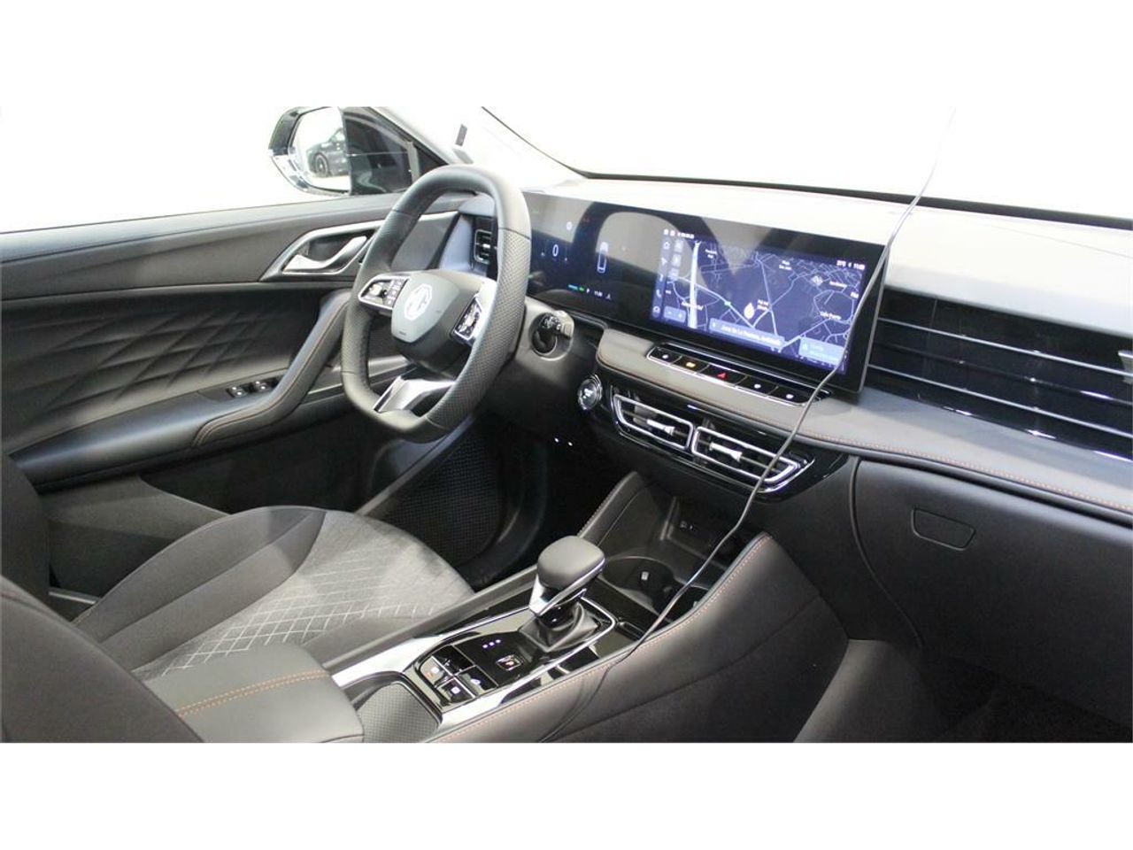 MG eHS 1.5T-GDI PHEV Comfort - Foto 2