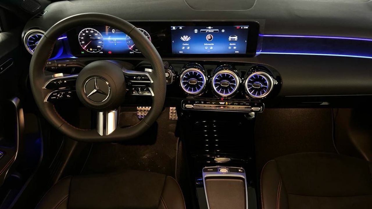 Mercedes Clase A 180 Compacto - Foto 2