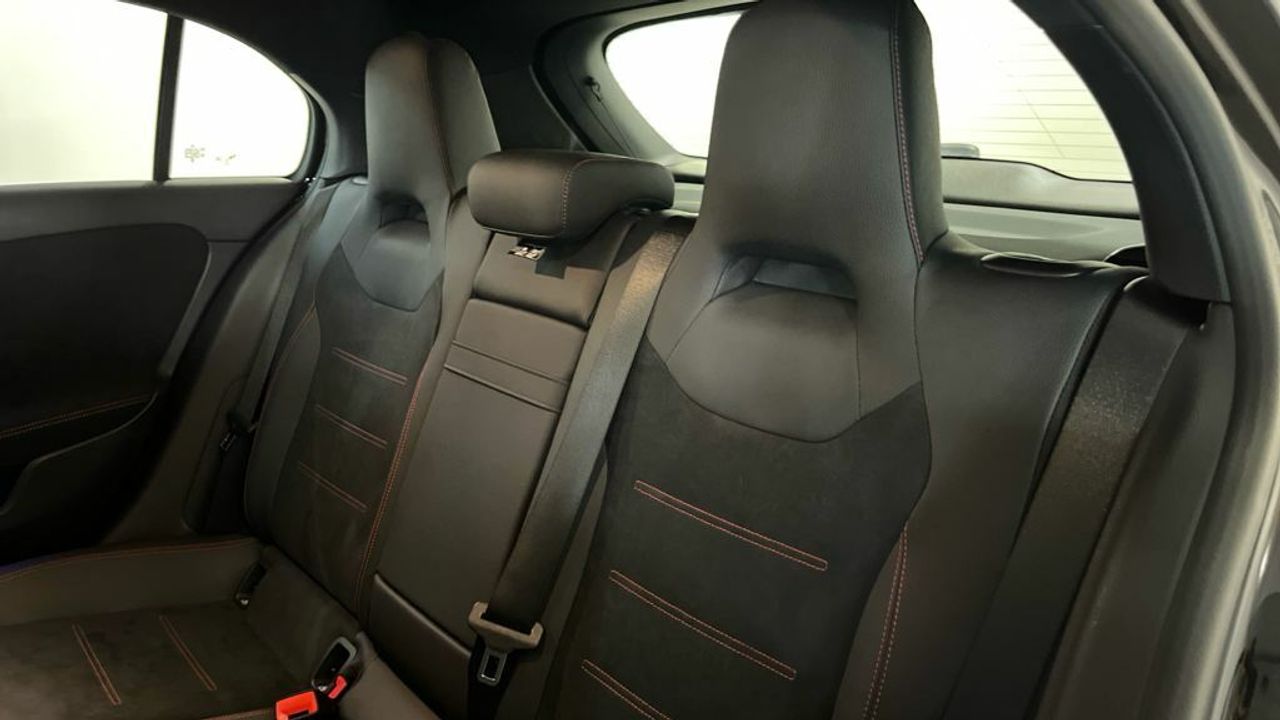 Mercedes Clase A 180 Compacto - Foto 2