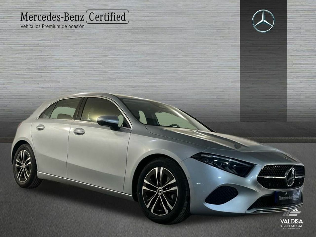 mercedes clase a 2024 / foto grande (3)