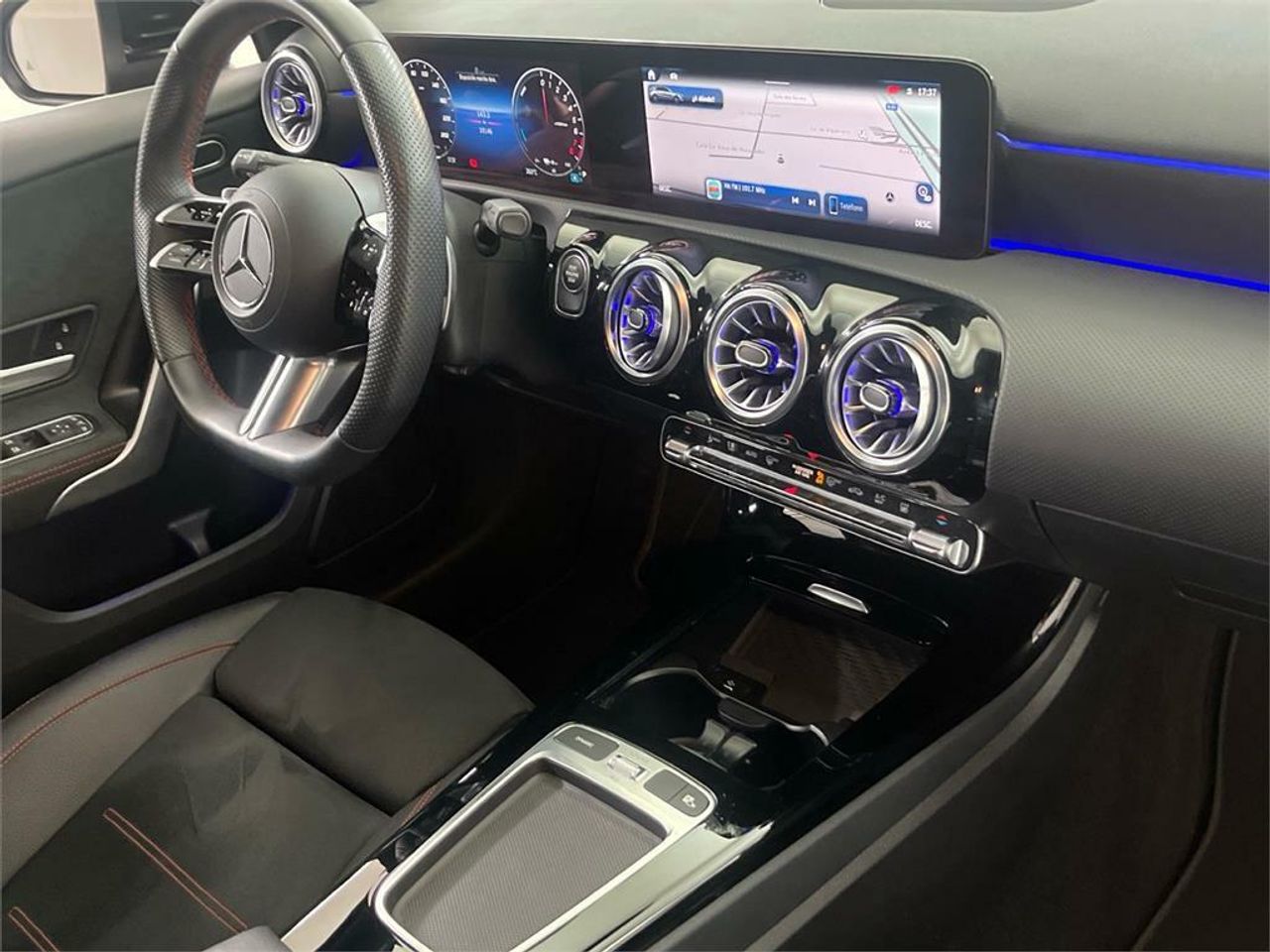 Mercedes Clase A 250 e Compacto - Foto 2