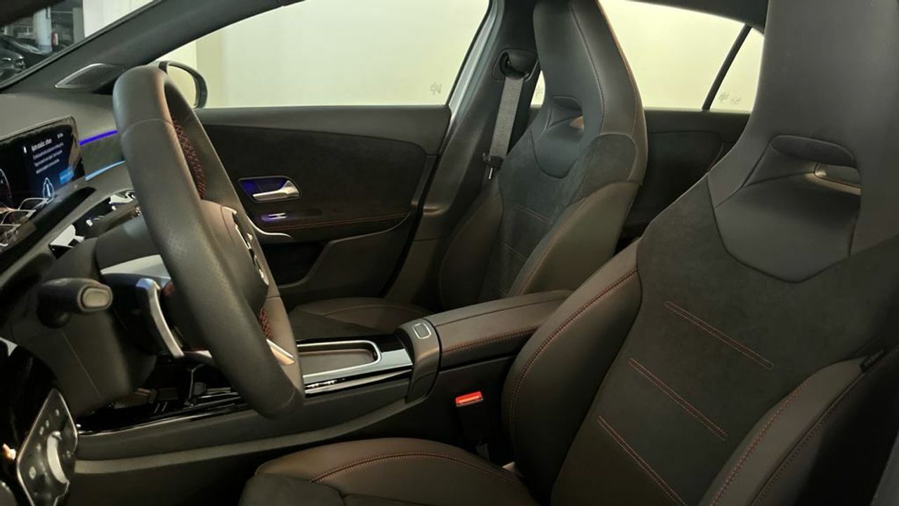 Mercedes Clase A 200 d Compacto - Foto 2