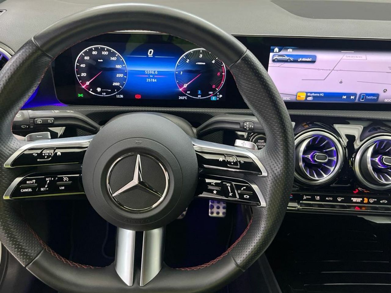 Mercedes Clase A 180 d Compacto - Foto 2