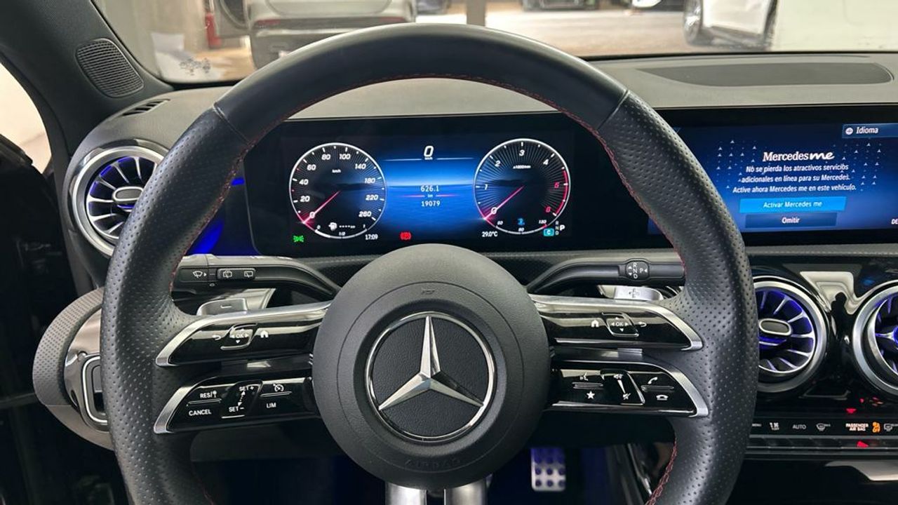 Mercedes Clase A 200 d Compacto - Foto 2