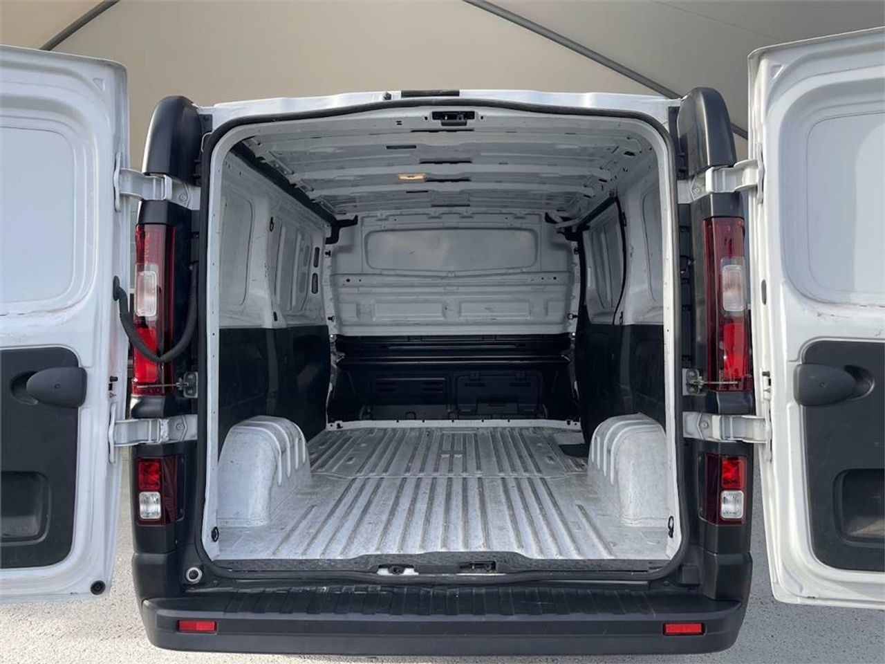 Nissan Primastar 2.0dCi 81kW (110CV) L1H1 1T Go - Foto 2