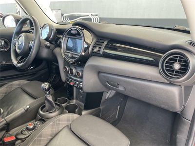 MINI Cooper COOPER D