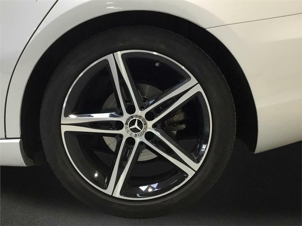 Mercedes Clase A Sedán A 180 d - Foto 2