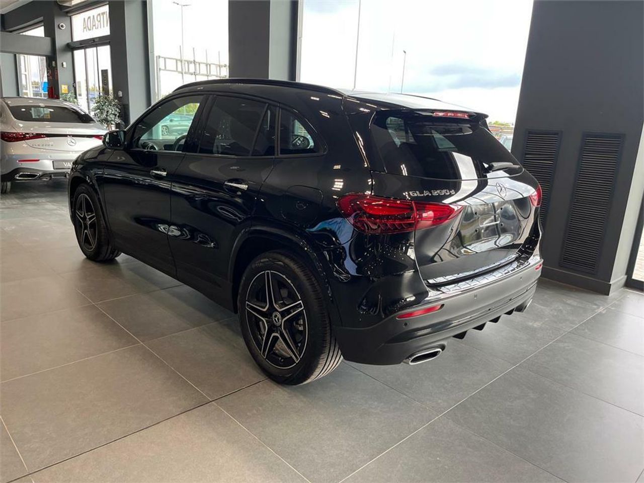 Mercedes GLA 200 D - Foto 2