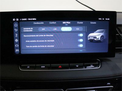 MG eHS 1.5T PHEV Luxury