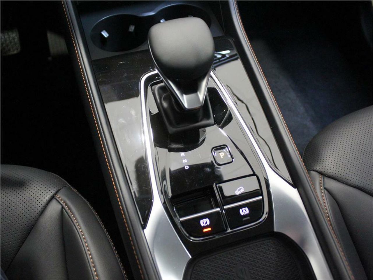 MG eHS 1.5T PHEV Luxury - Foto 2