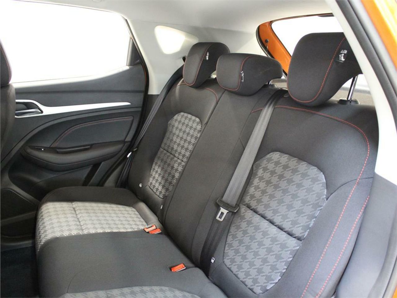 MG ZS 1.5 Comfort - Foto 2
