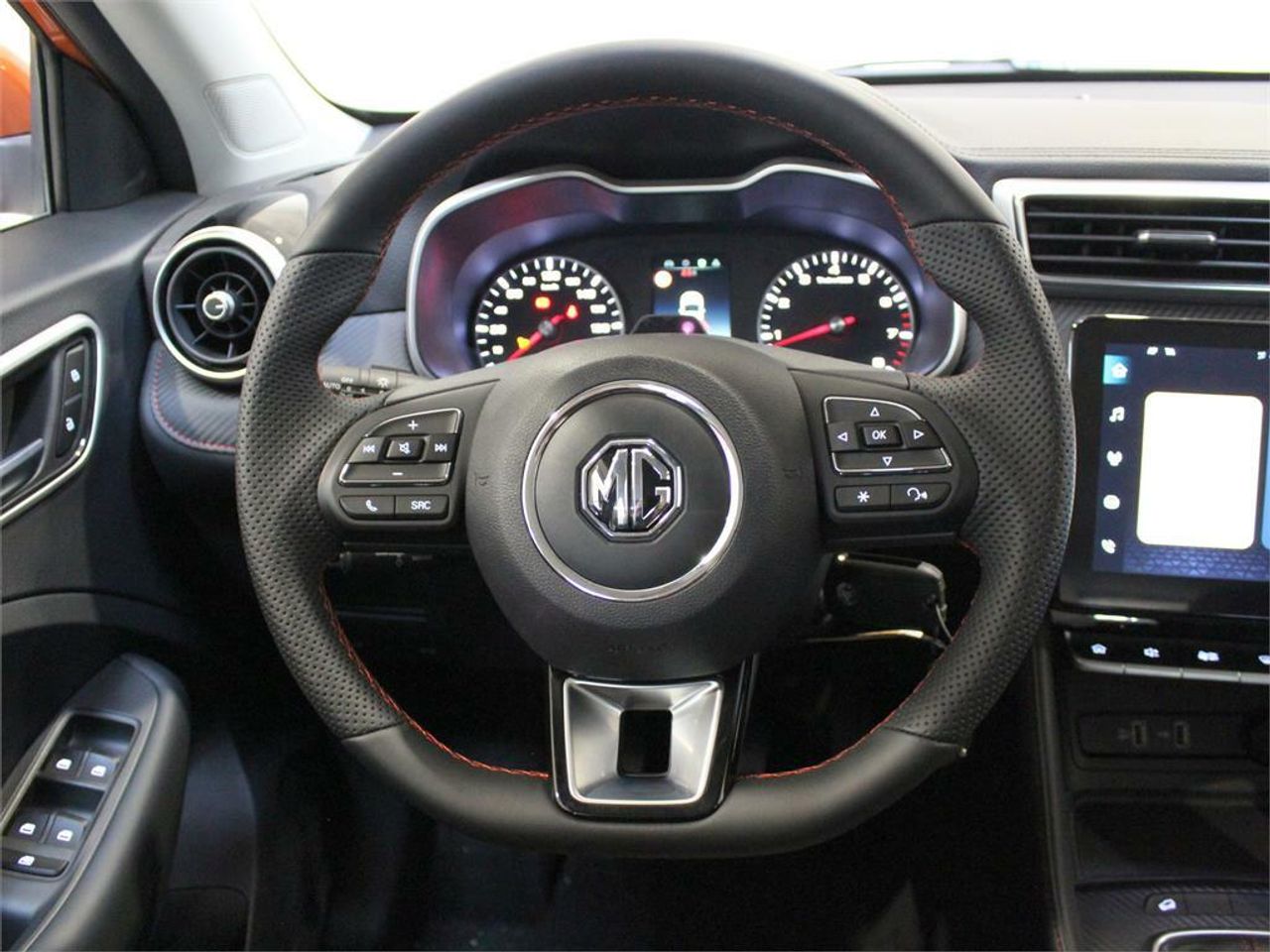 MG ZS 1.5 Comfort - Foto 2