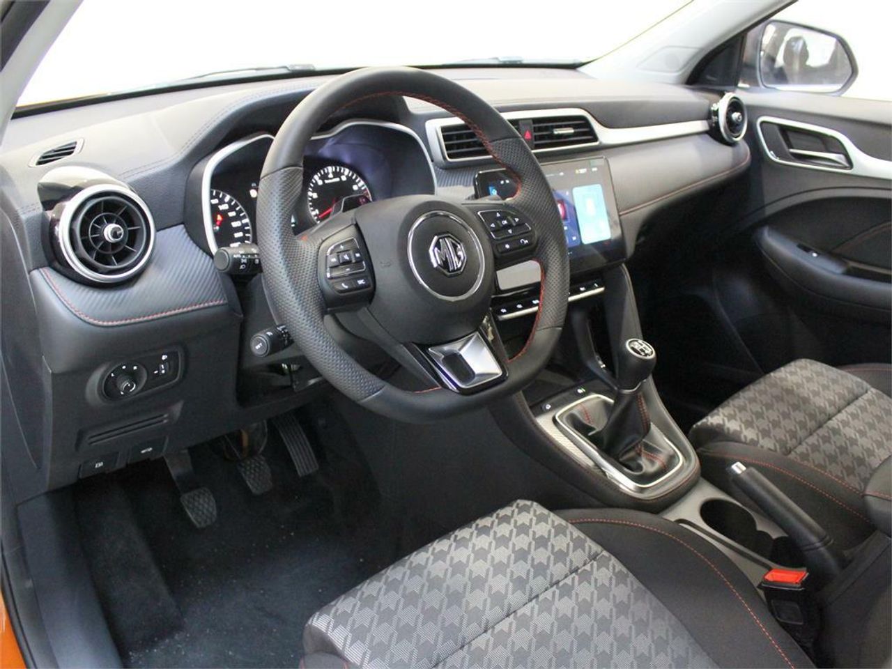 MG ZS 1.5 Comfort - Foto 2