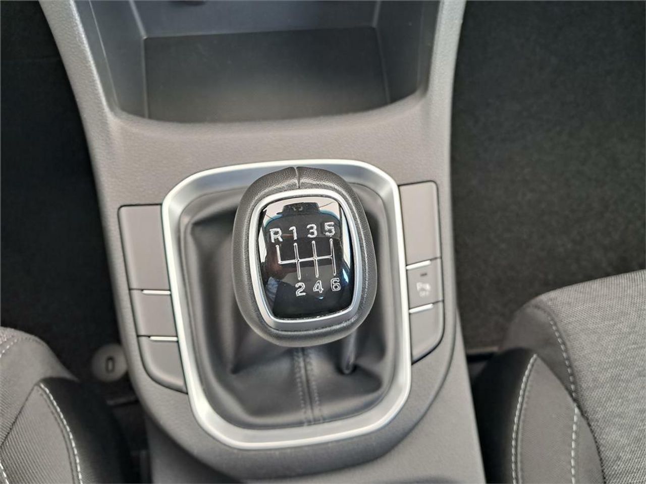 Hyundai i30 1.5 DPI Klass SLX - Foto 2