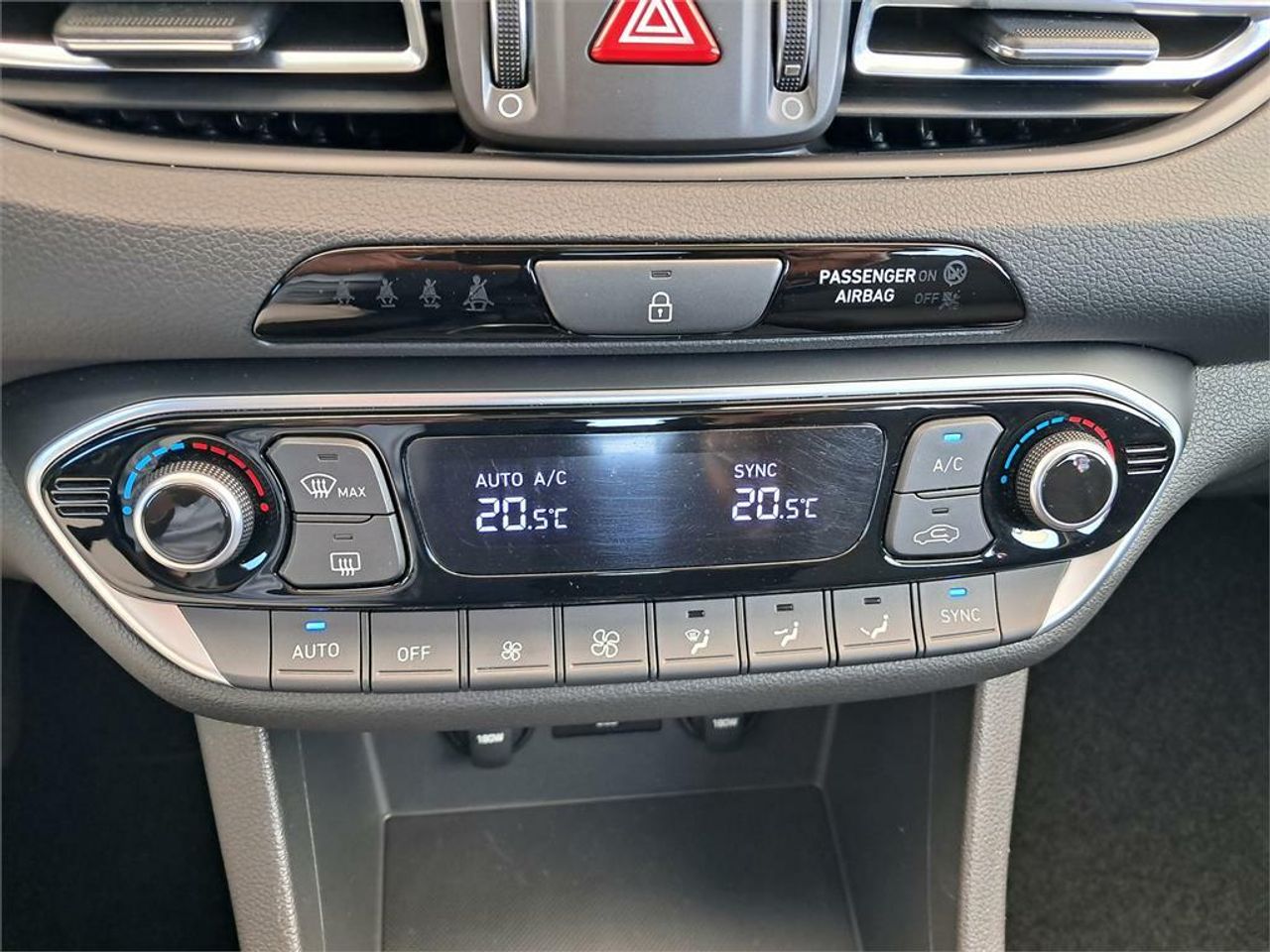 Hyundai i30 1.5 DPI Klass SLX - Foto 2