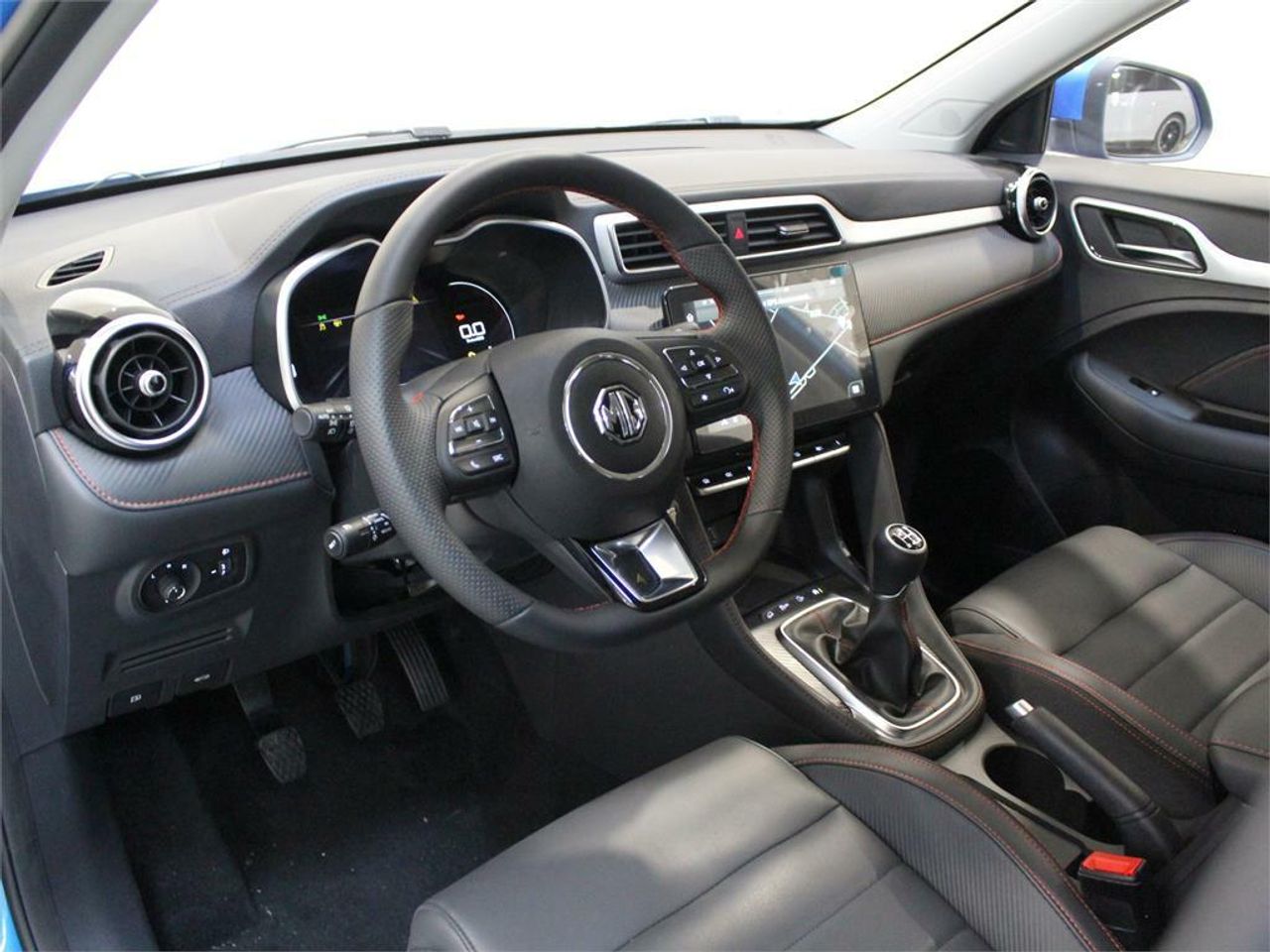 MG ZS 1.5 Luxury - Foto 2