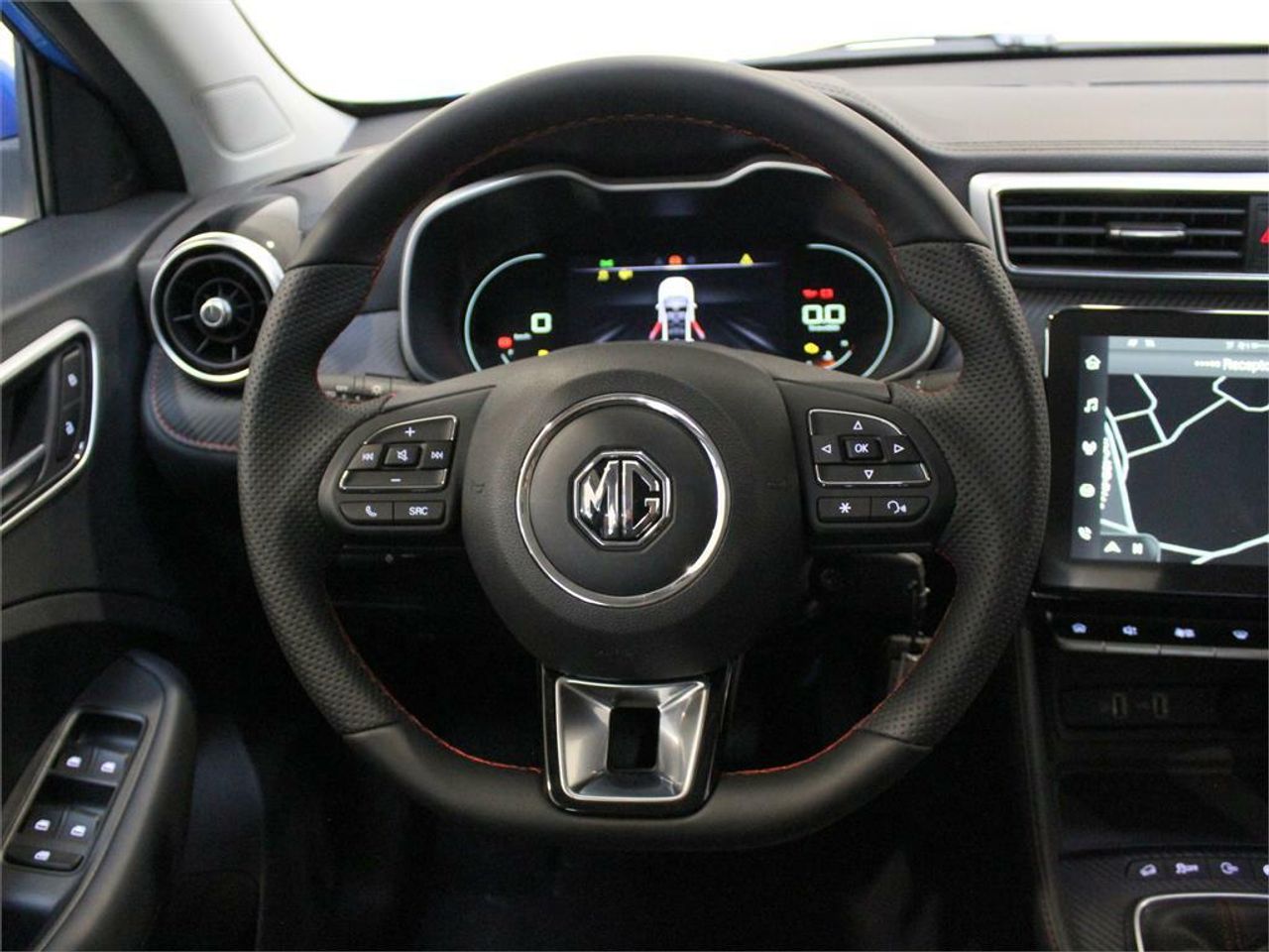 MG ZS 1.5 Luxury - Foto 2