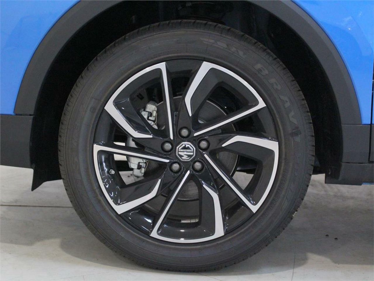 MG ZS 1.5 Luxury - Foto 2