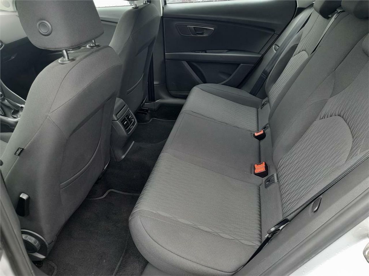 Seat Leon 1.6 TDI 110cv St&Sp Reference - Foto 2