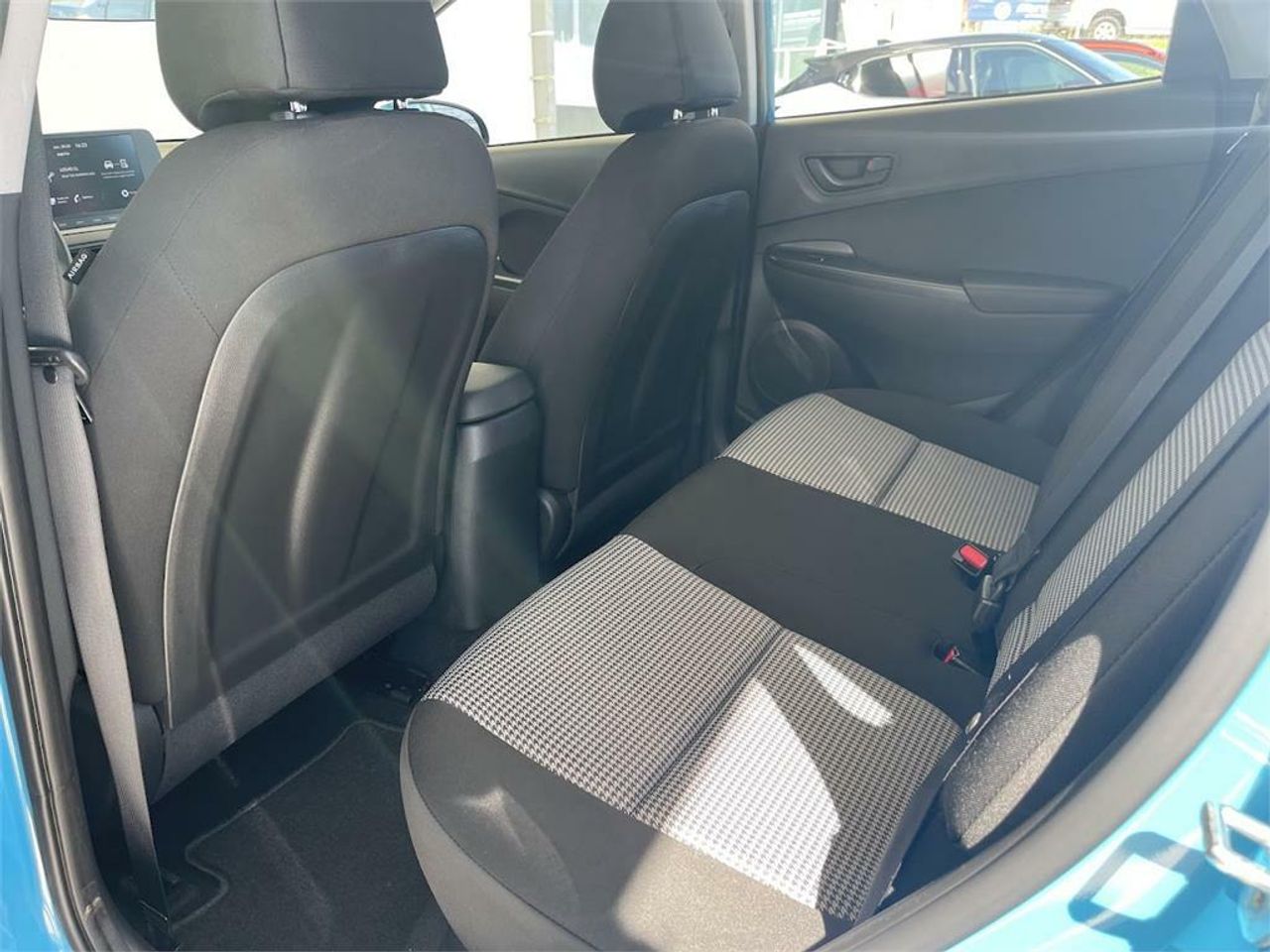 Hyundai Kona 1.0 TGDI Klass 4X2 - Foto 2