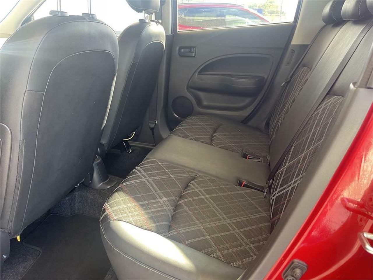 Mitsubishi Space Star 120 MPI Kaiteki CVT - Foto 2