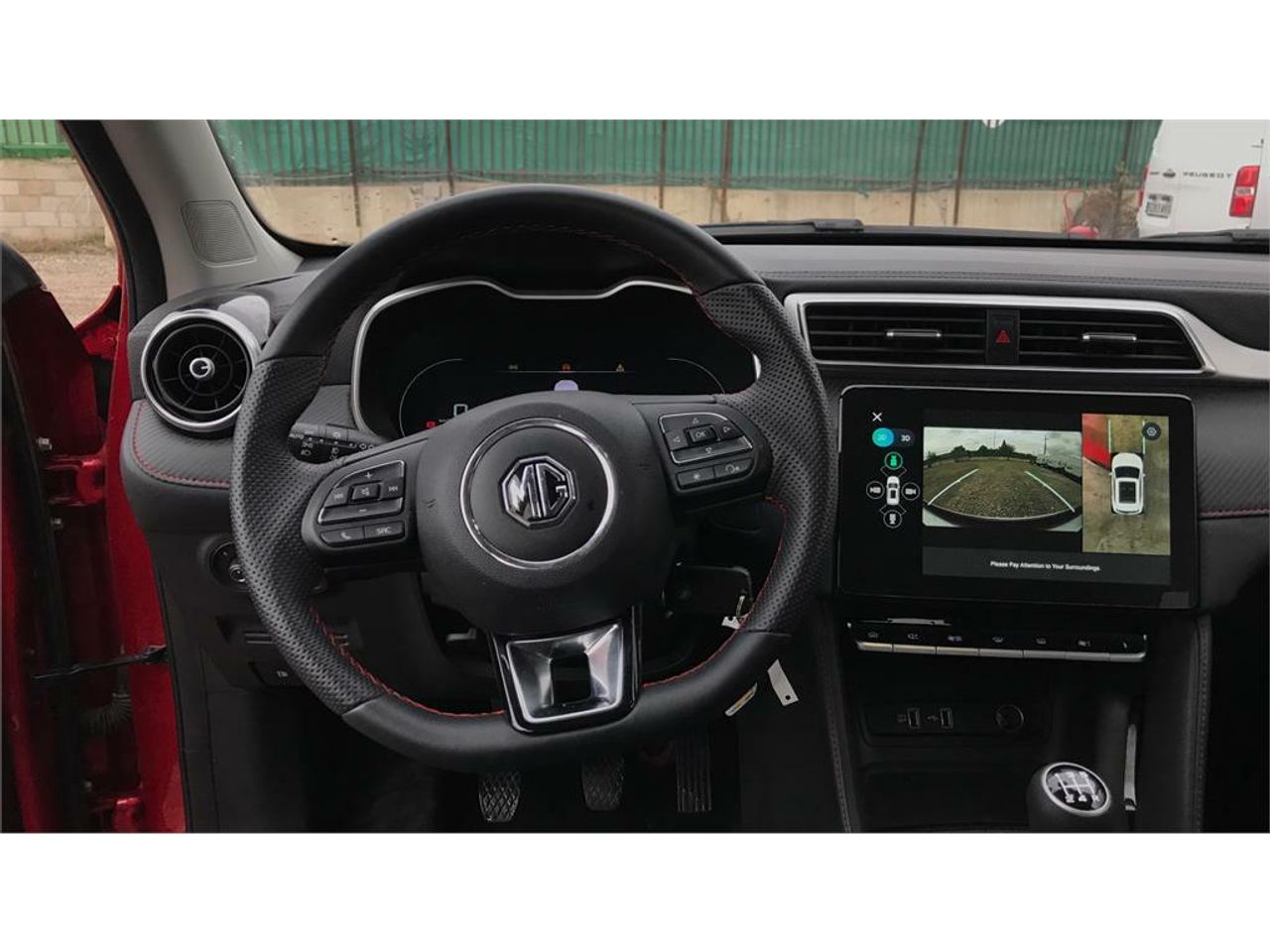 MG ZS 1.5 Luxury - Foto 2
