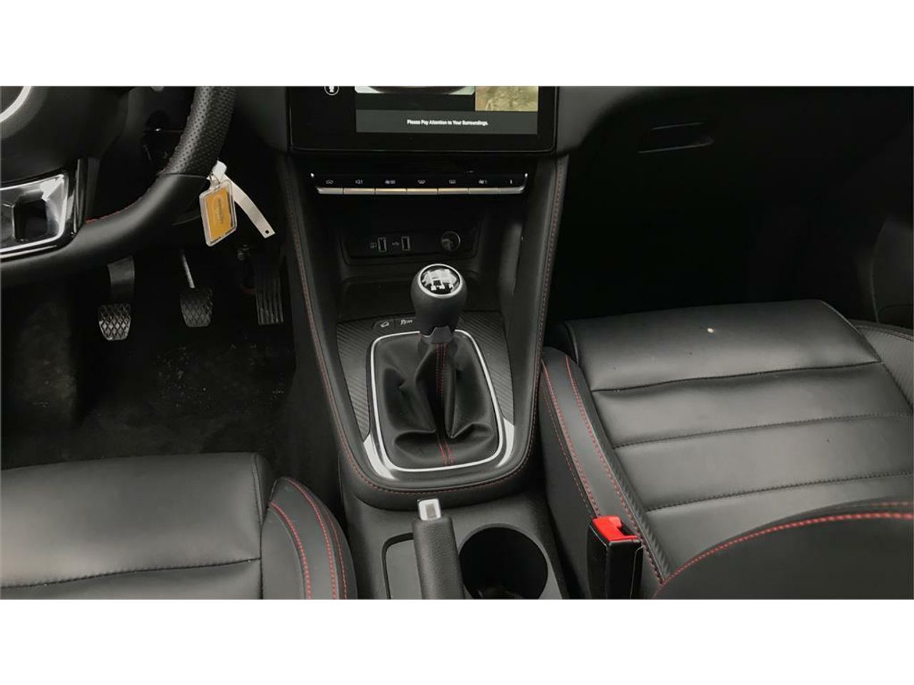 MG ZS 1.5 Luxury - Foto 2