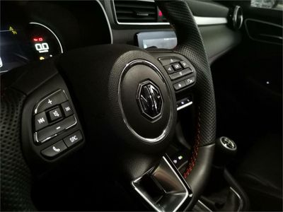 MG ZS 1.5 Luxury