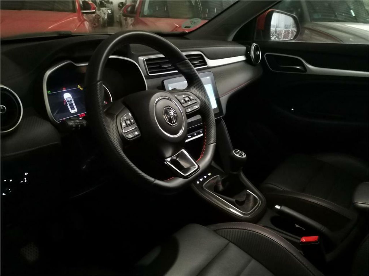MG ZS 1.5 Luxury - Foto 2