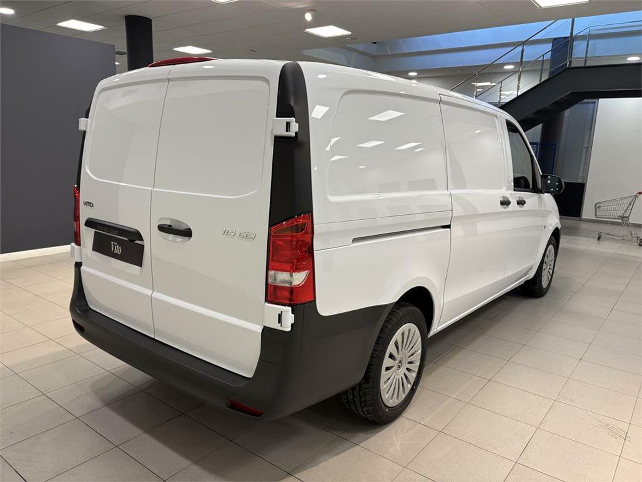 Mercedes Vito 114CDI 100kW furgón Pro larga - Foto 2