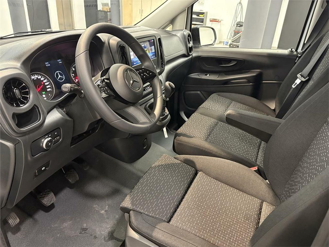 Mercedes Vito 114CDI 100kW furgón Pro larga - Foto 2