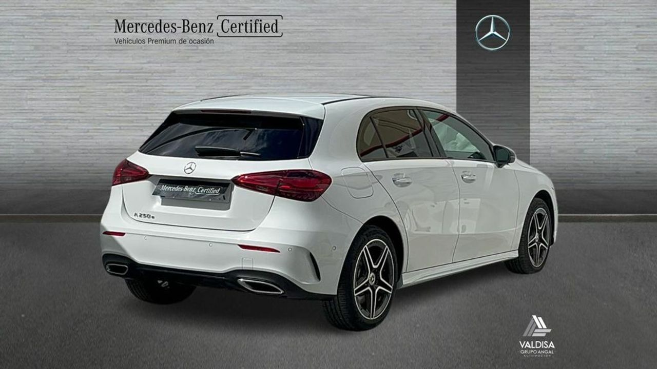 mercedes clase a 2024 / foto grande (2)