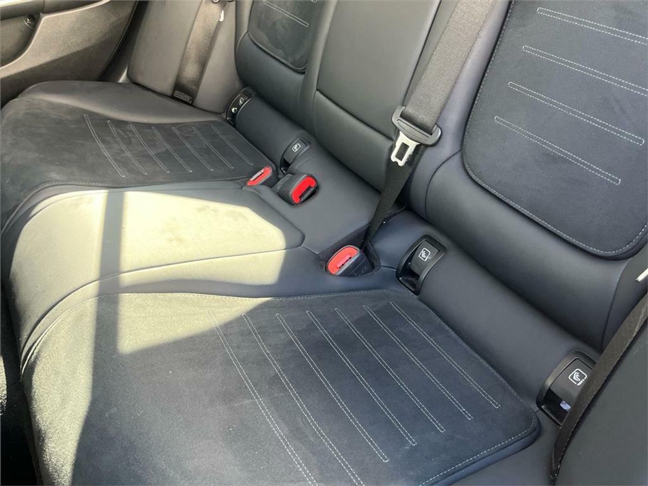 Mercedes Clase C 300 d e Berlina - Foto 2