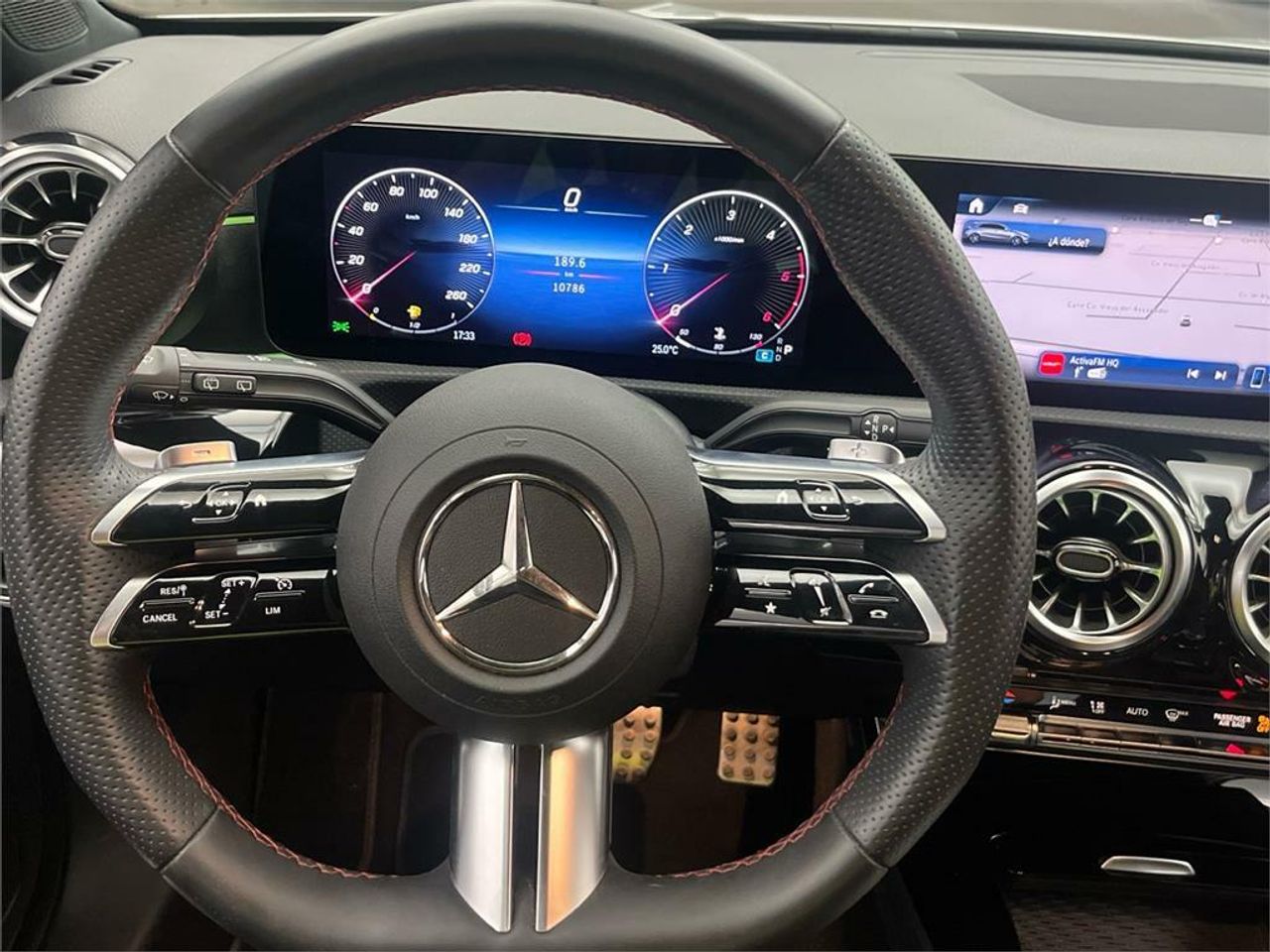 Mercedes Clase A 200 d Compacto - Foto 2