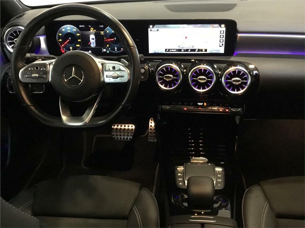 Mercedes Clase A 200 d - Foto 2