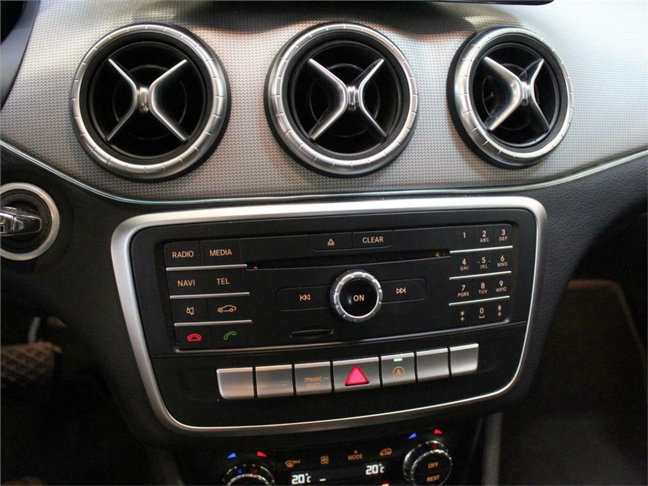 Mercedes CLA 200 d - Foto 2