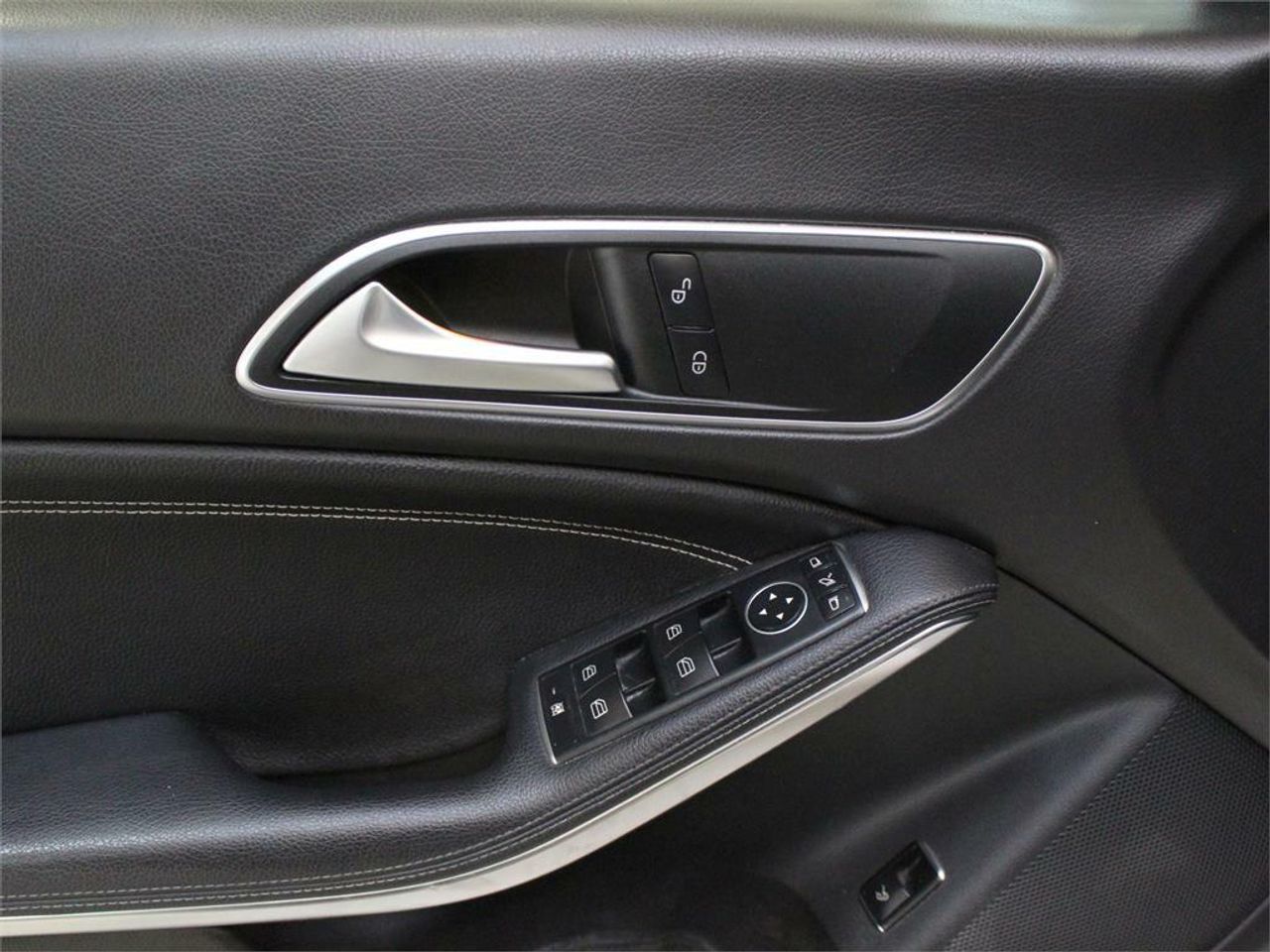 Mercedes CLA 200 d - Foto 2