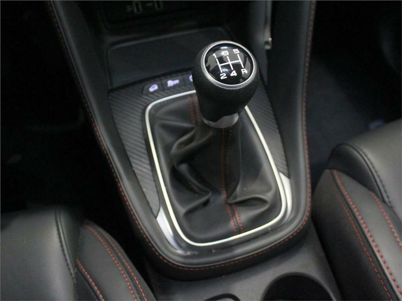 MG ZS 1.5 Luxury - Foto 2